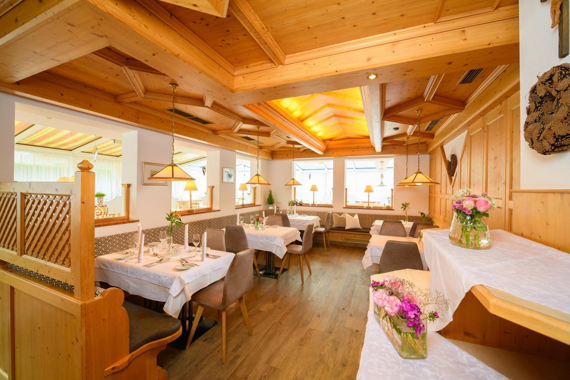 Hotel Vierjahreszeiten Flachau Eksteriør billede