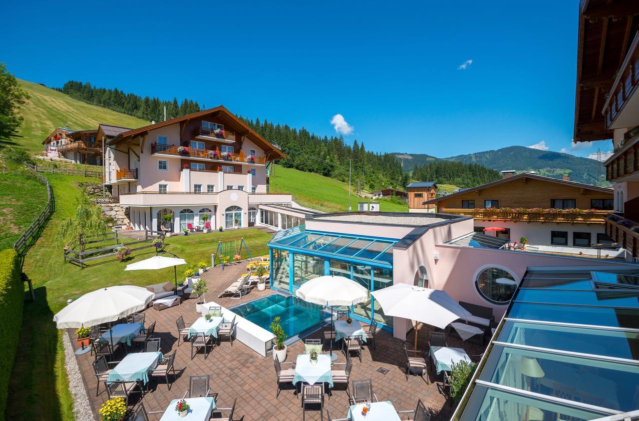 Hotel Vierjahreszeiten Flachau Eksteriør billede